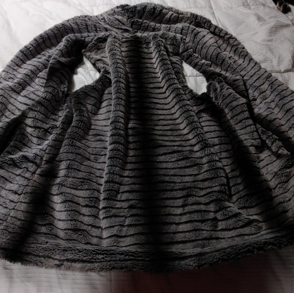 Keren Hart vest - Picture 4 of 4